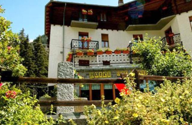 Hotel Le Campagnol Champoluc Zewnętrze zdjęcie