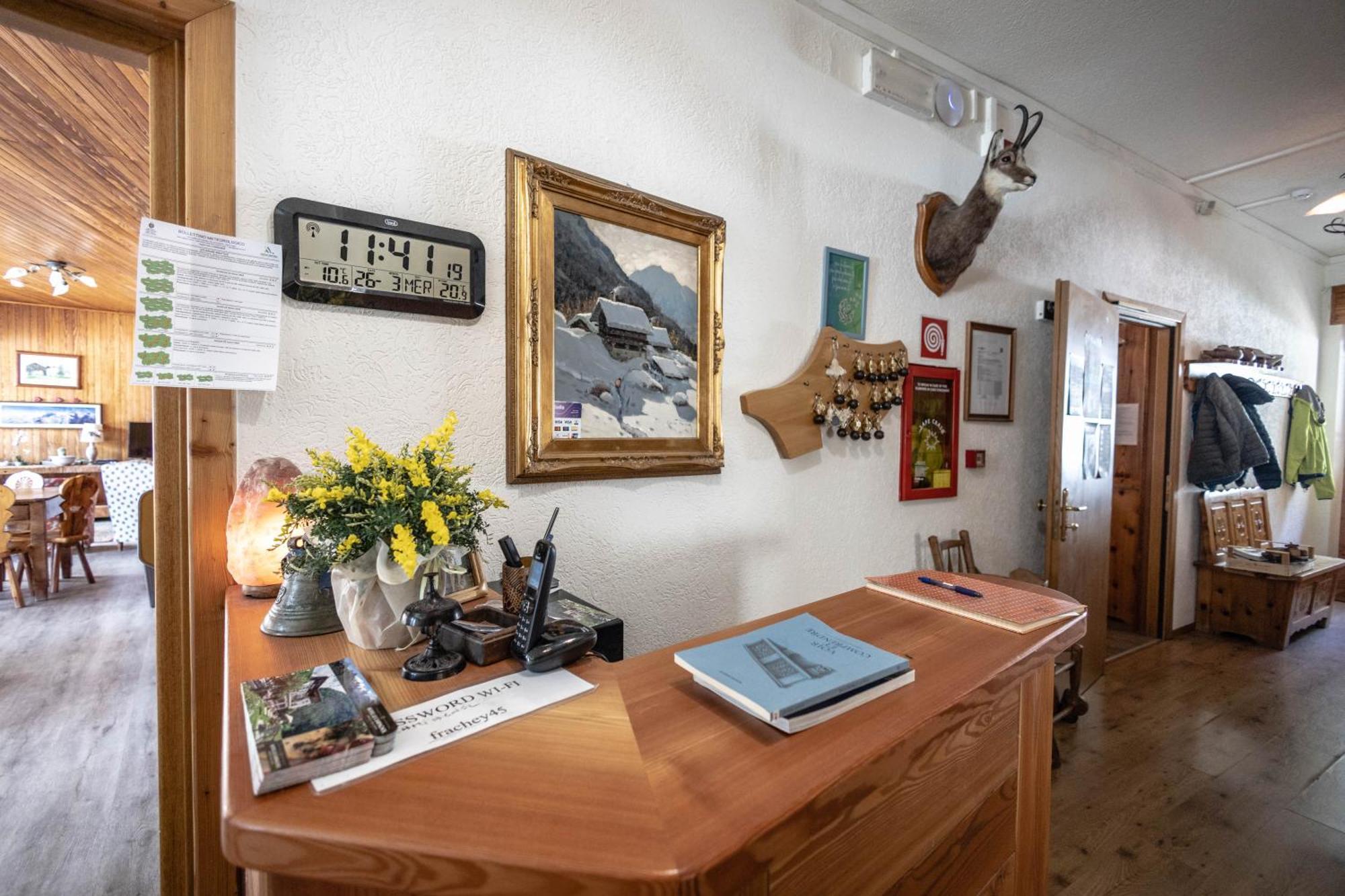 Hotel Le Campagnol Champoluc Zewnętrze zdjęcie