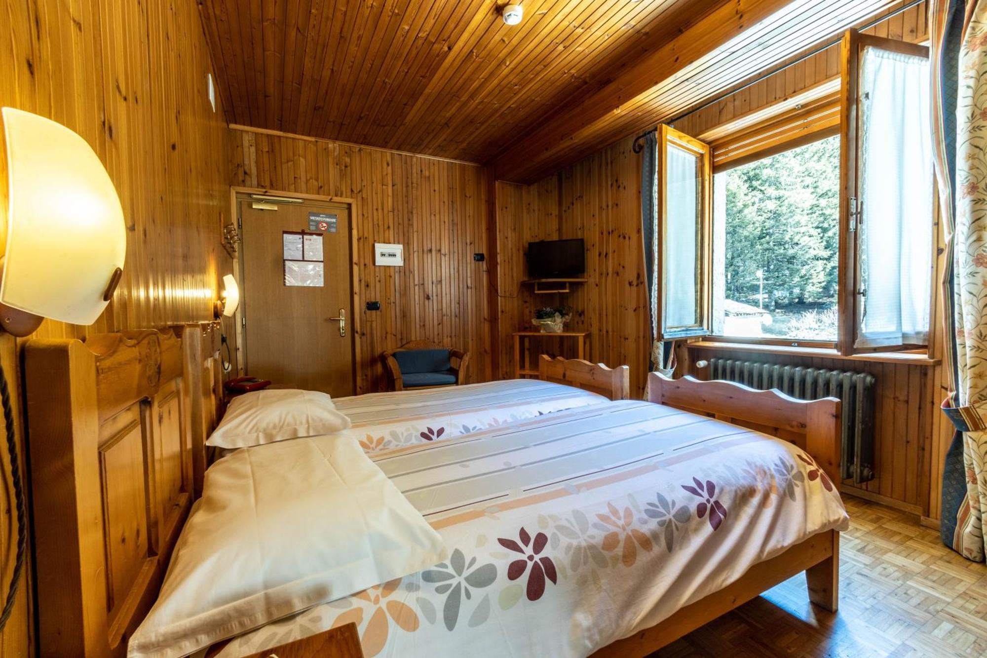 Hotel Le Campagnol Champoluc Zewnętrze zdjęcie